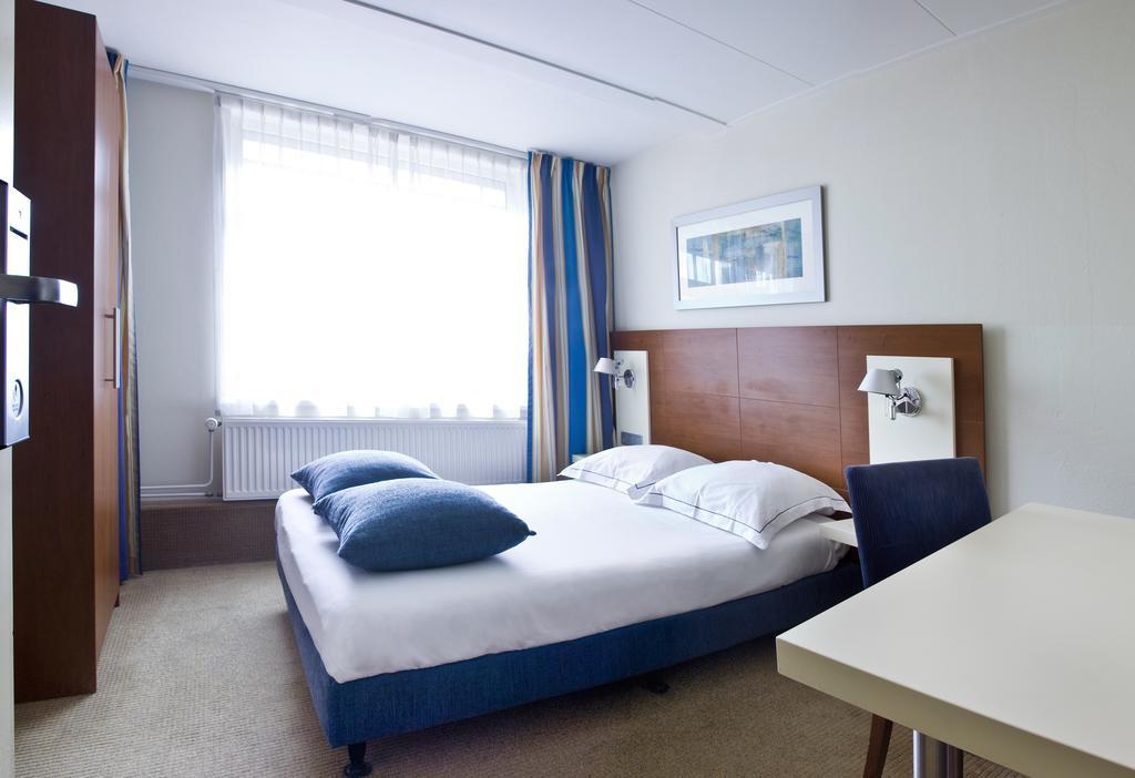Leonardo Hotel Amsterdam Leidse Square ภายนอก รูปภาพ